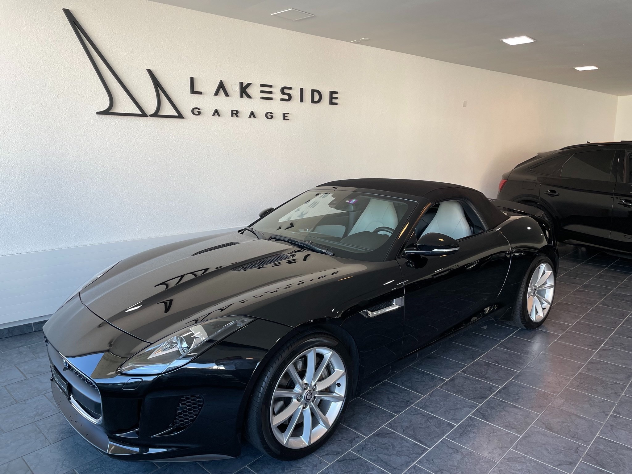 JAGUAR F-Type Convertible 3.0 V6 S/C (Cabriolet)