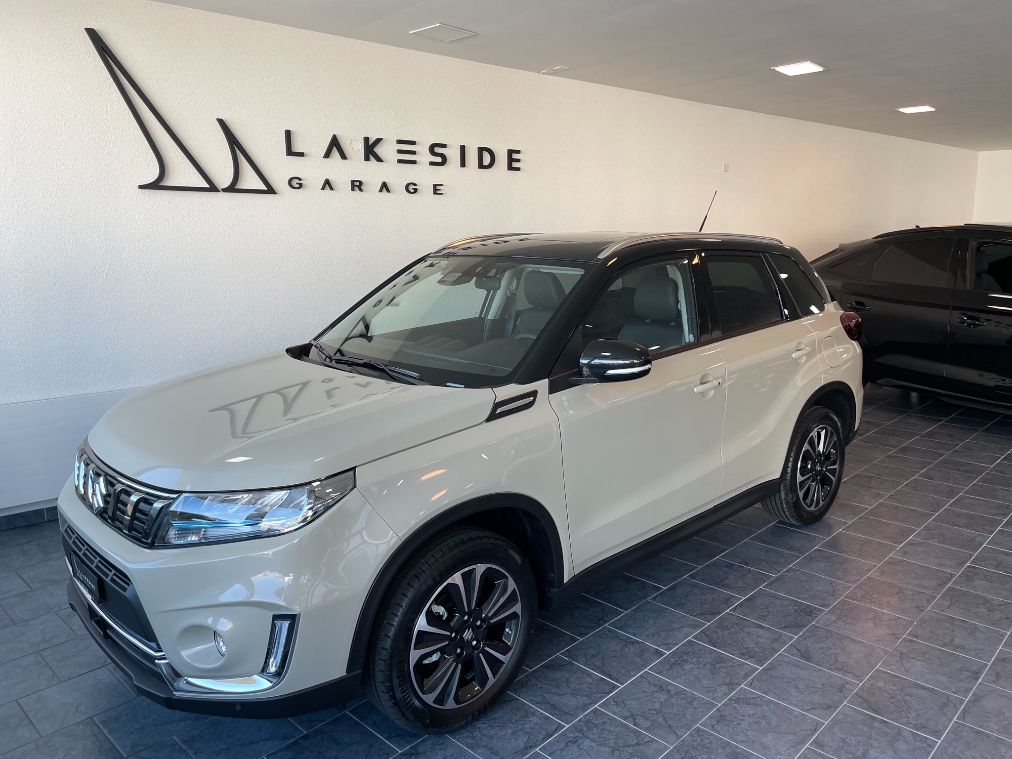 SUZUKI Vitara 1.5 Hybrid Compact Top Hybrid 4×4 (SUV / Geländewagen)